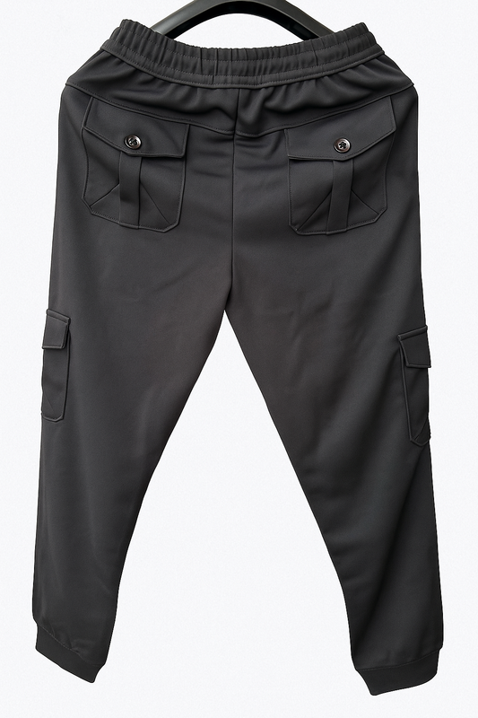 Hype's UrbanFlex Cargo 6 pockets Joggers - Black